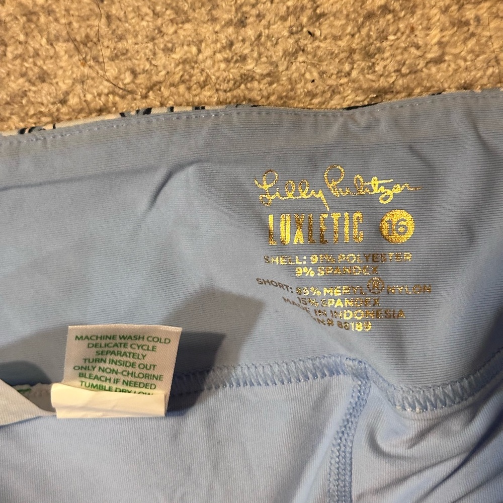 Lilly Pulitzer ladies skort - Picture 2 of 2